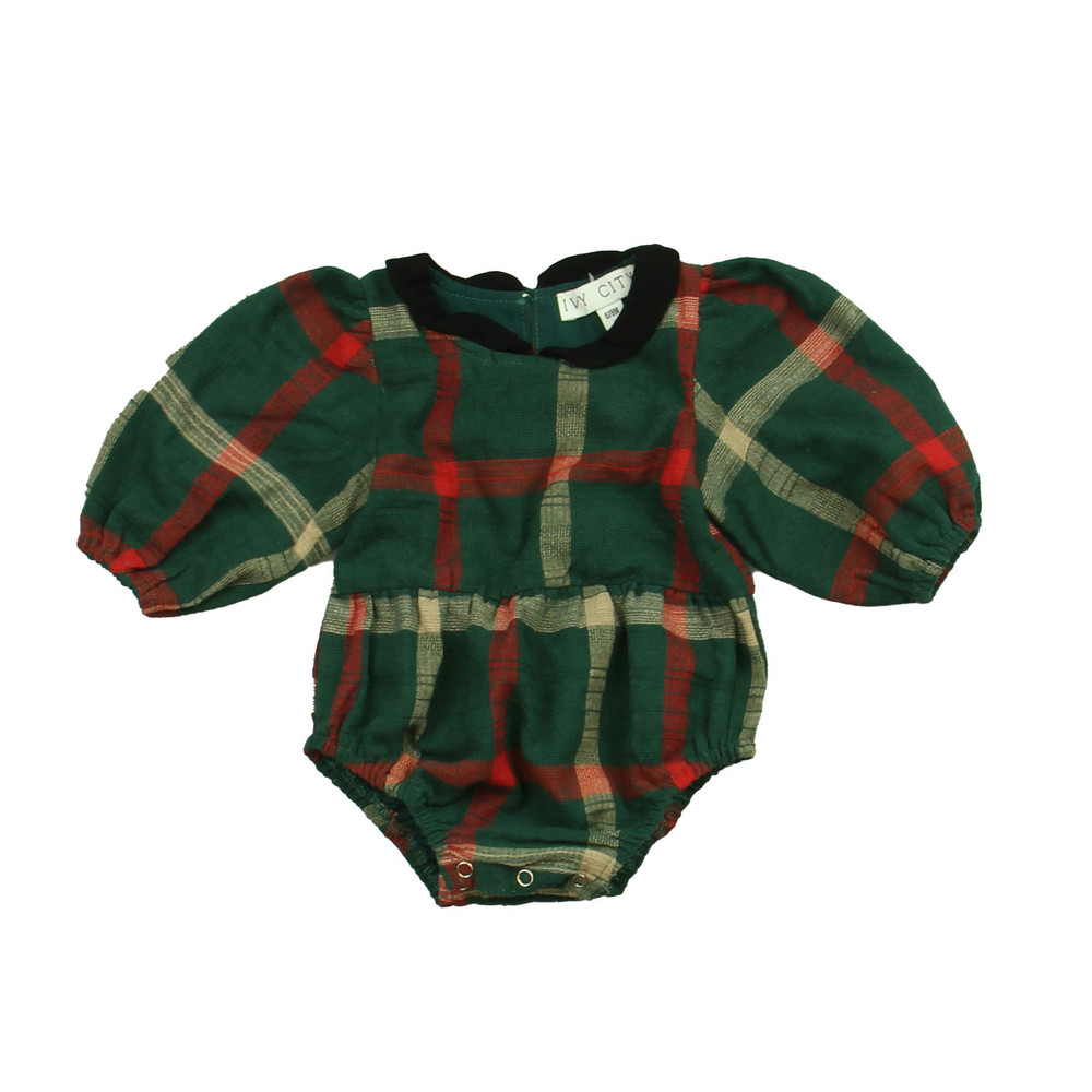 Ivy City Girls Green Plaid Onesie size: 6-9 Months